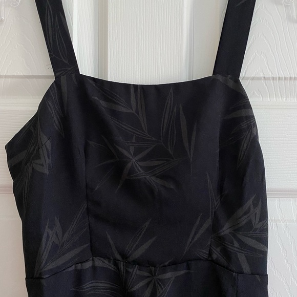 Dress - Picture 3 of 5